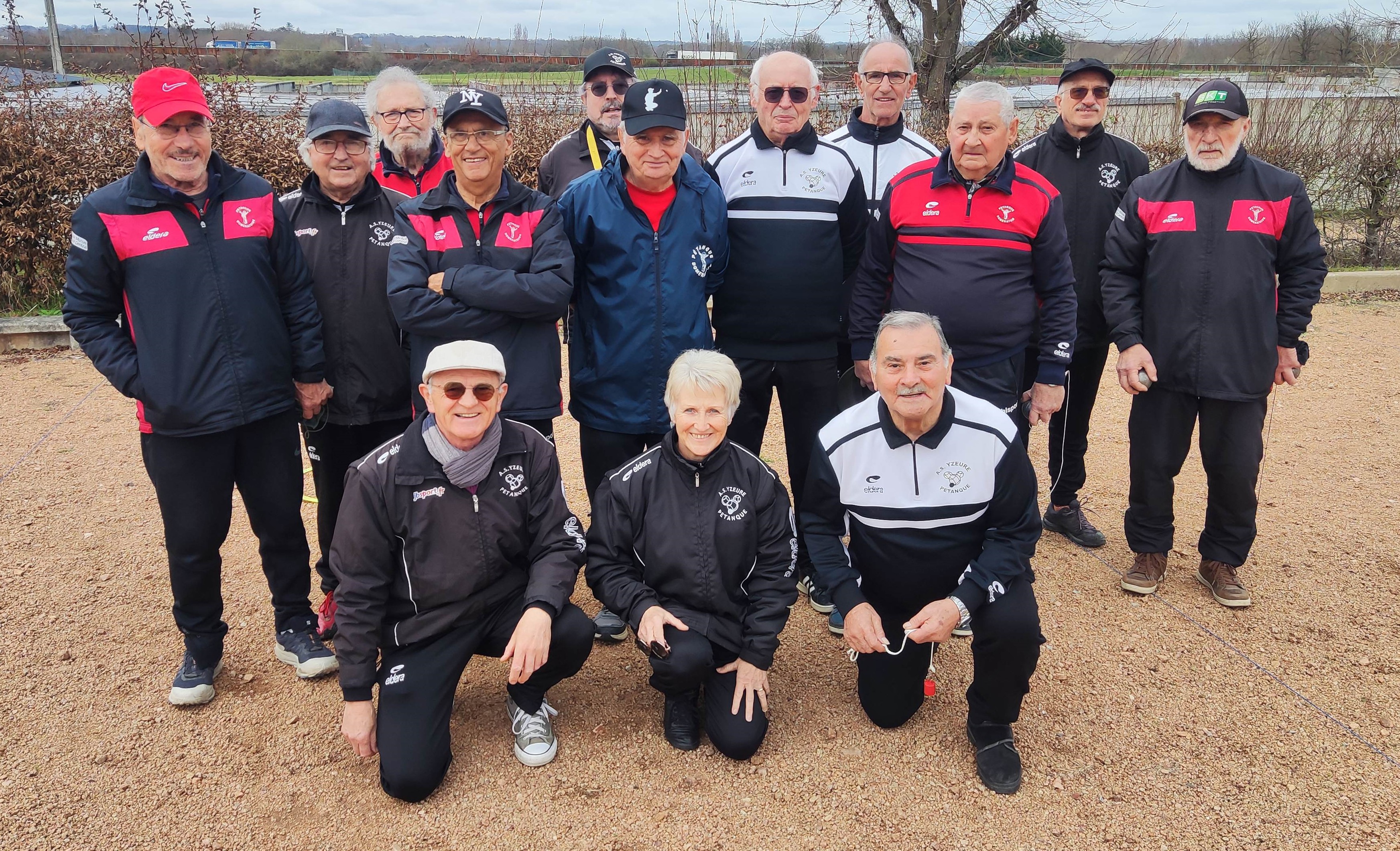 Les équipes de Domérat D et de Yzeure E Les équipes de Domérat D et de Yzeure E