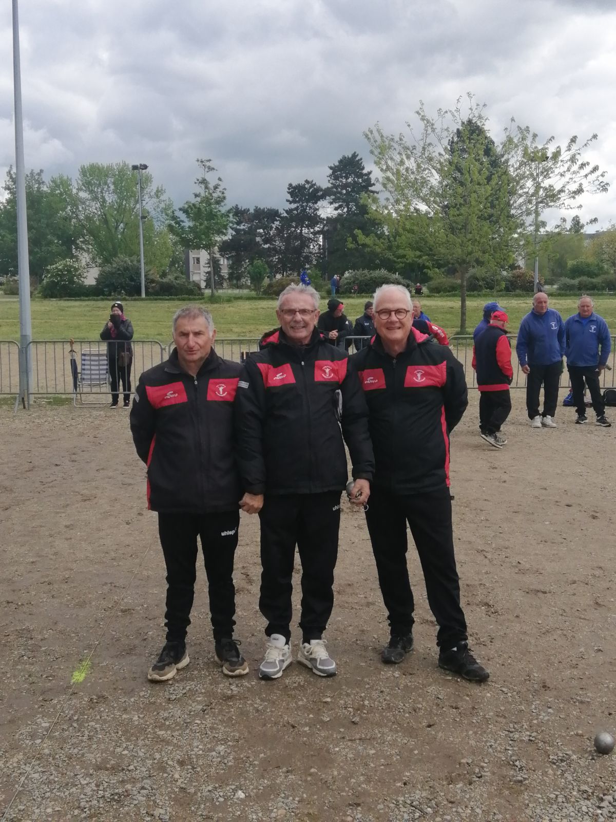 Christian, Claude et Pierre Quart de finaliste de ce Championnat  Vétéran