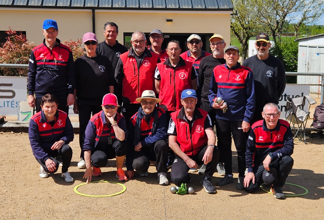 Les équipes de Domérat C et de Montmarault C