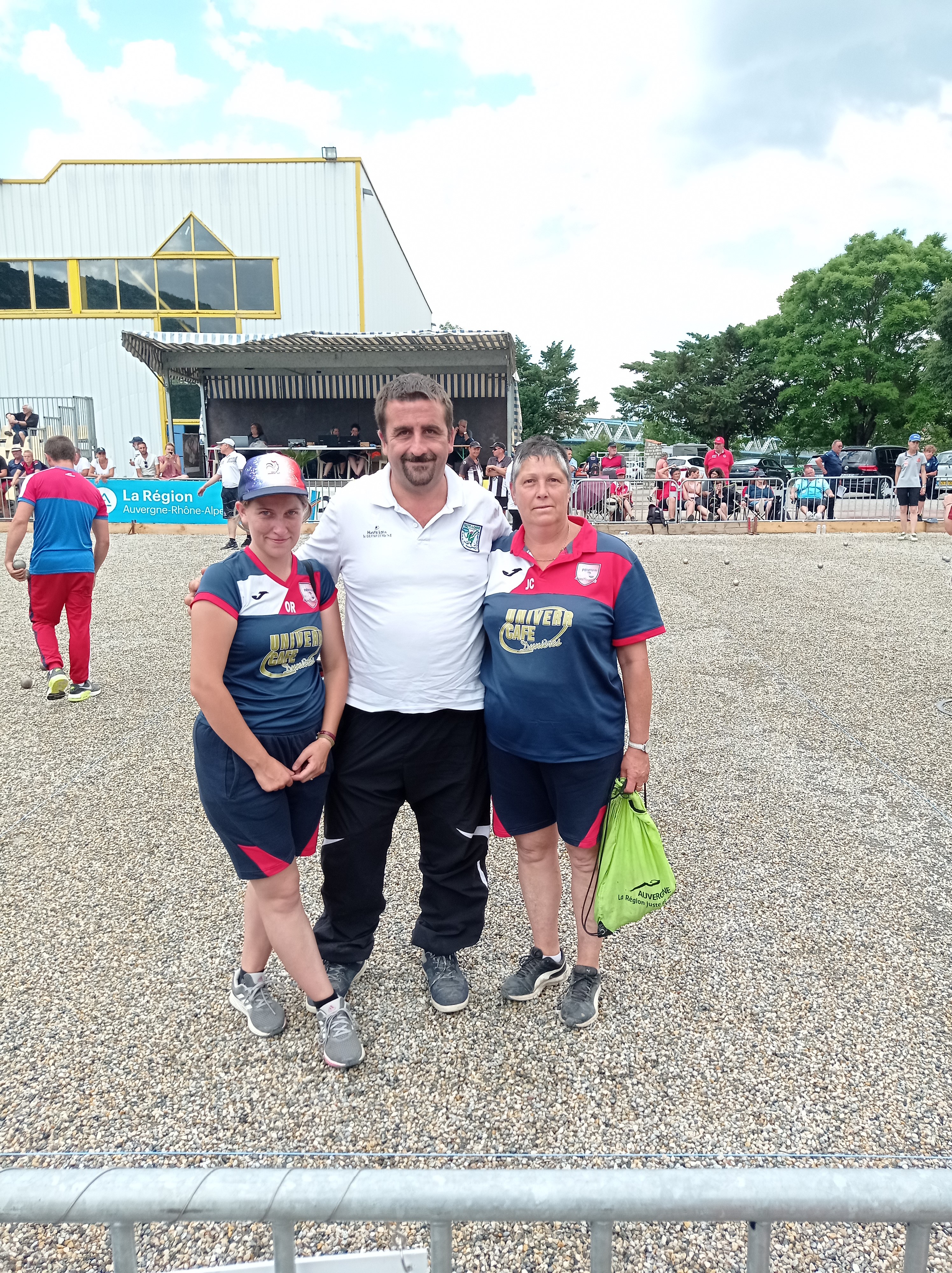 Doublettes féminines au Pouzin