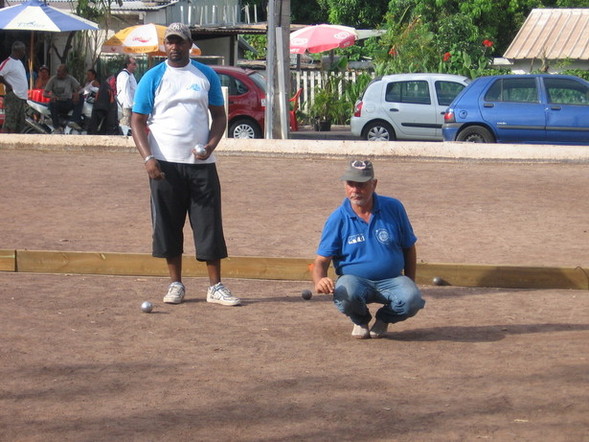 Un président appliqué contre le champion doublette 2012.
