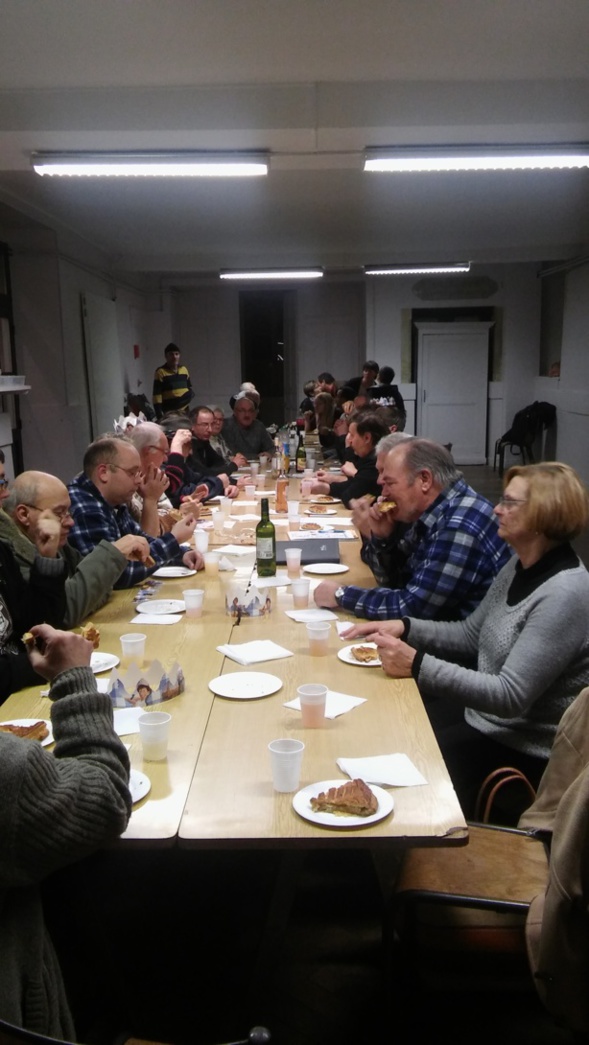 22/01/2016 : Galette des rois avec tous les adhérents