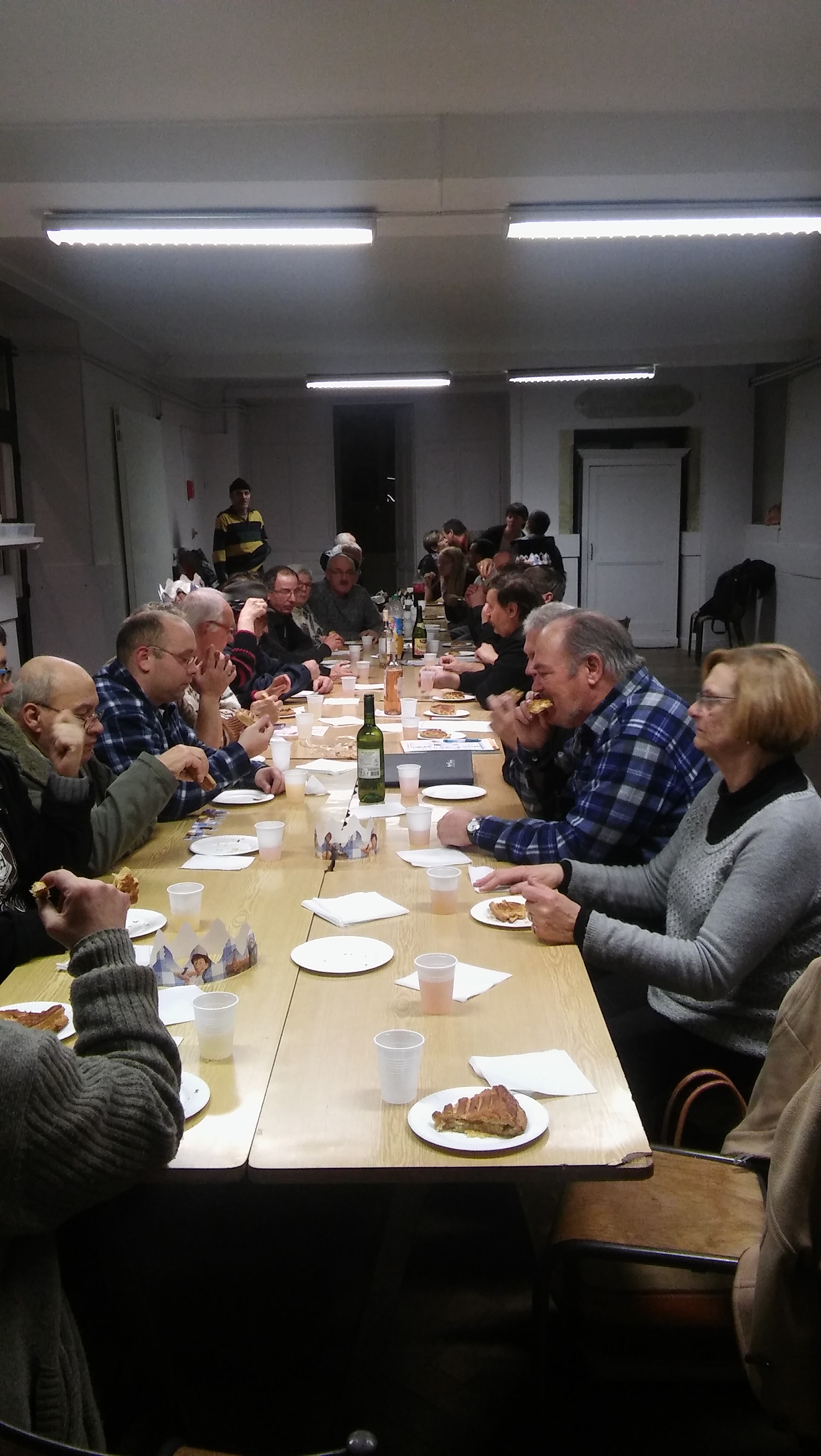 22/01/2016 : Galette des rois avec tous les adhérents