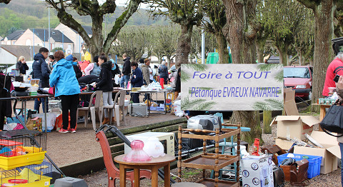 Beau succès de la foire ! 60 Exposants et un temps clément Beau succès de la foire ! 60 Exposants et un temps clément