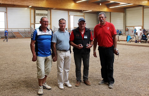 Claude Delaunay et Georges Senkewitch  s'inclinent en 16 em de finale face à Serquigny.