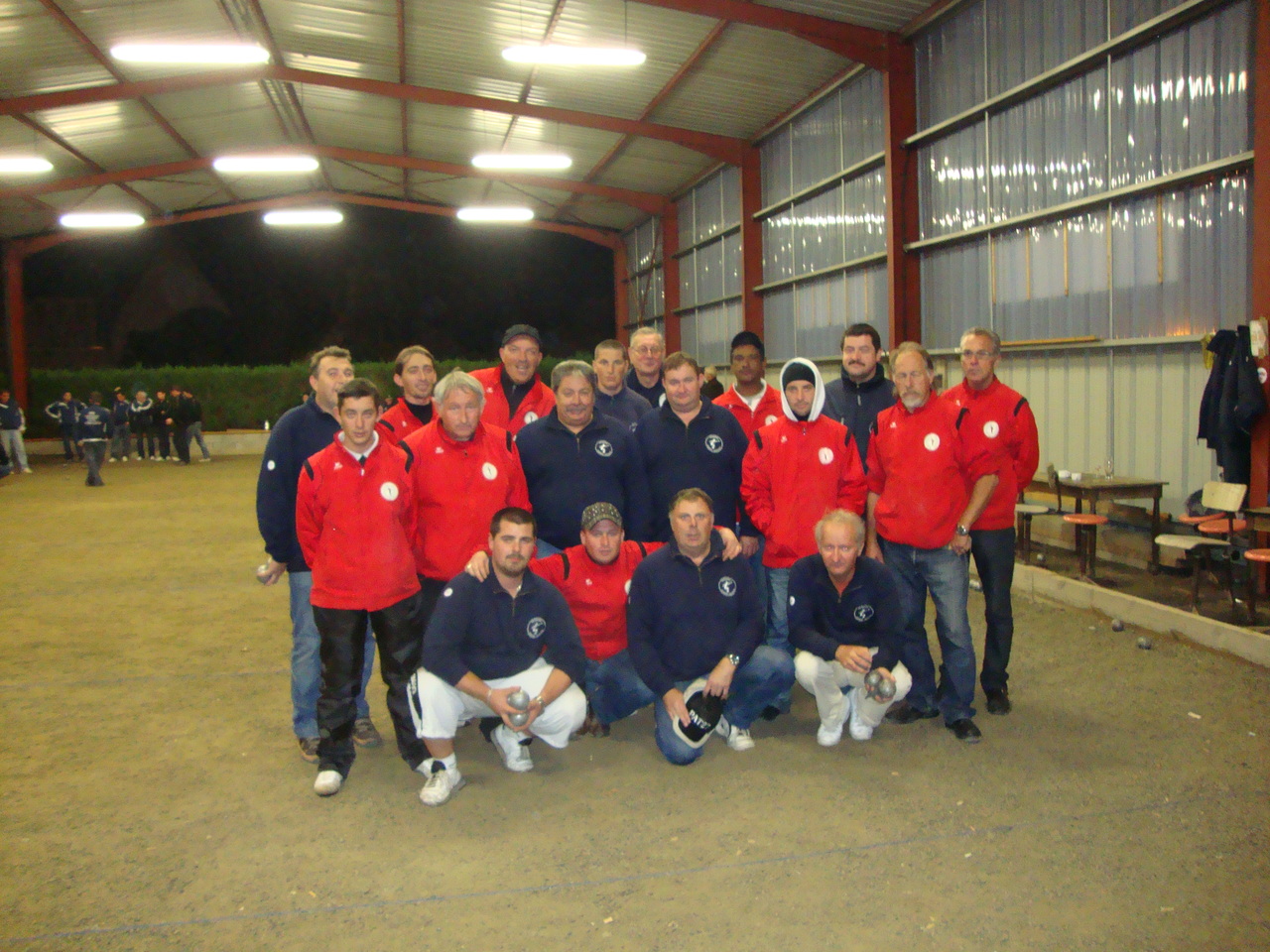 Navarre et l'equipe de Lanester (Morbihan) Navarre et l'equipe de Lanester (Morbihan)