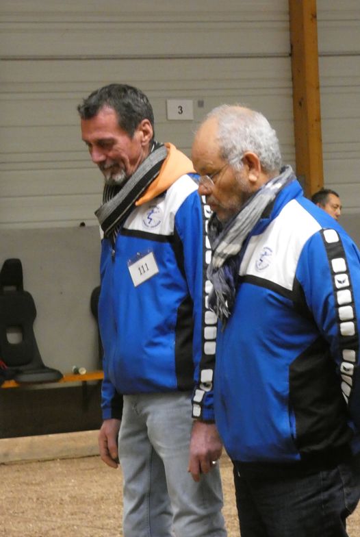 Alain et rabah (avec Patrick) 1/4 de finaliste regional +55 ans 225 equipes Alain et rabah (avec Patrick) 1/4 de finaliste regional +55 ans 225 equipes