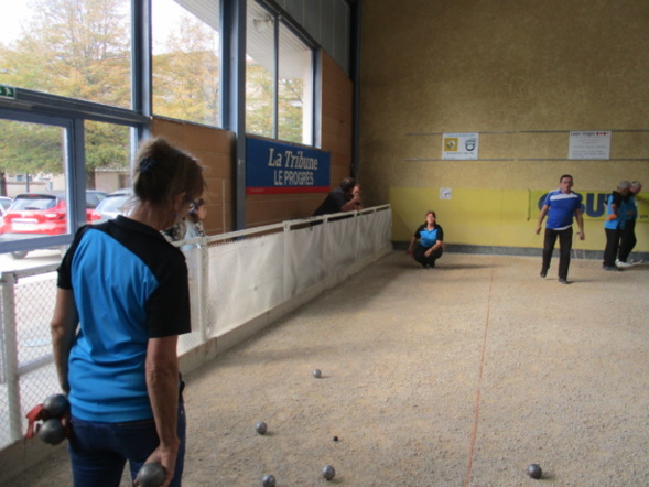 Leur poule n'était pas la plus dure mais elle auraient du choisir le tricot :-)  :-)  :-)  :-)