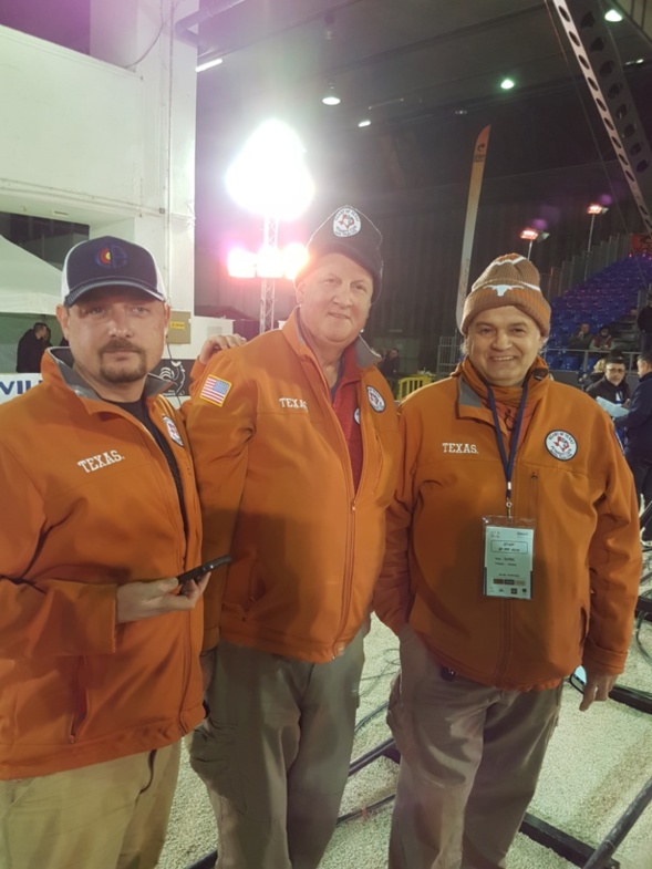 Récolte de boules pour un club de DENVER (USA) Récolte de boules pour un club de DENVER (USA)