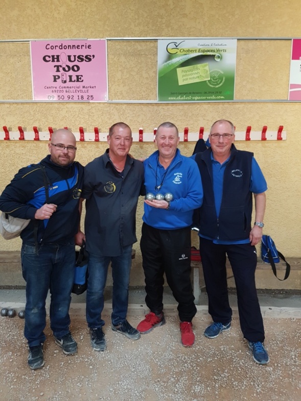 Finale du B : bravo pour les tenues homogènes :-) :-) :-) :-) Finale du B : bravo pour les tenues homogènes :-) :-) :-) :-)