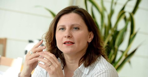 cliquez sur la photo pour voir l'interview cliquez sur la photo pour voir l'interview