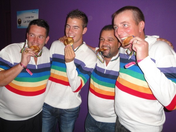 Le podium et la Marseillaise. Le podium et la Marseillaise.