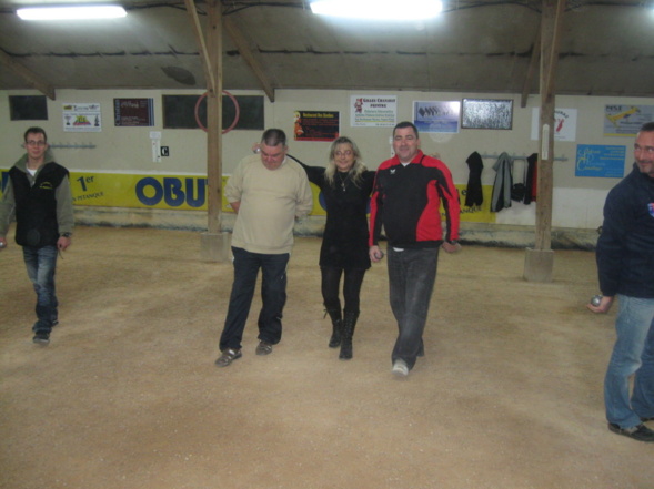 Avec Sylviane, y'a du lourd .... au niveau jeu !!! Avec Sylviane, y'a du lourd .... au niveau jeu !!!