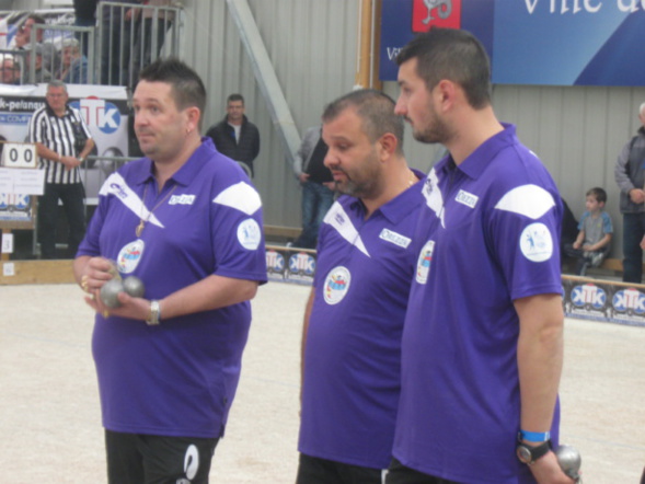 LEBOURSICAUD LACROIX LAURENTI LEBOURSICAUD LACROIX LAURENTI