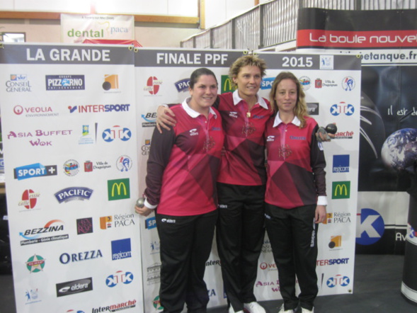 1/2 finaliste ( vice championne du monde) BANDIERA PAPON D'ISIDORO 1/2 finaliste ( vice championne du monde) BANDIERA PAPON D'ISIDORO