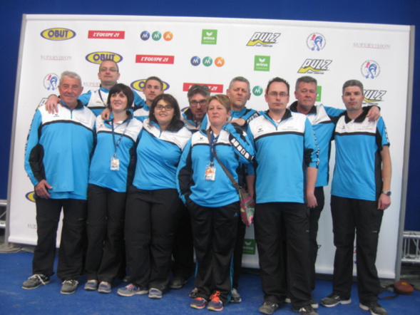 BOURBON LANCY perd en 1/4 BOURBON LANCY perd en 1/4