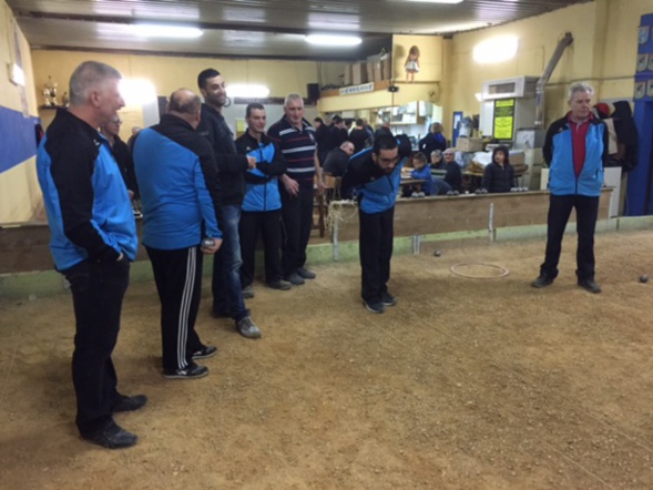 Echauffement sous l'oeil de nombreux spécialistes !!!!!! Echauffement sous l'oeil de nombreux spécialistes !!!!!!