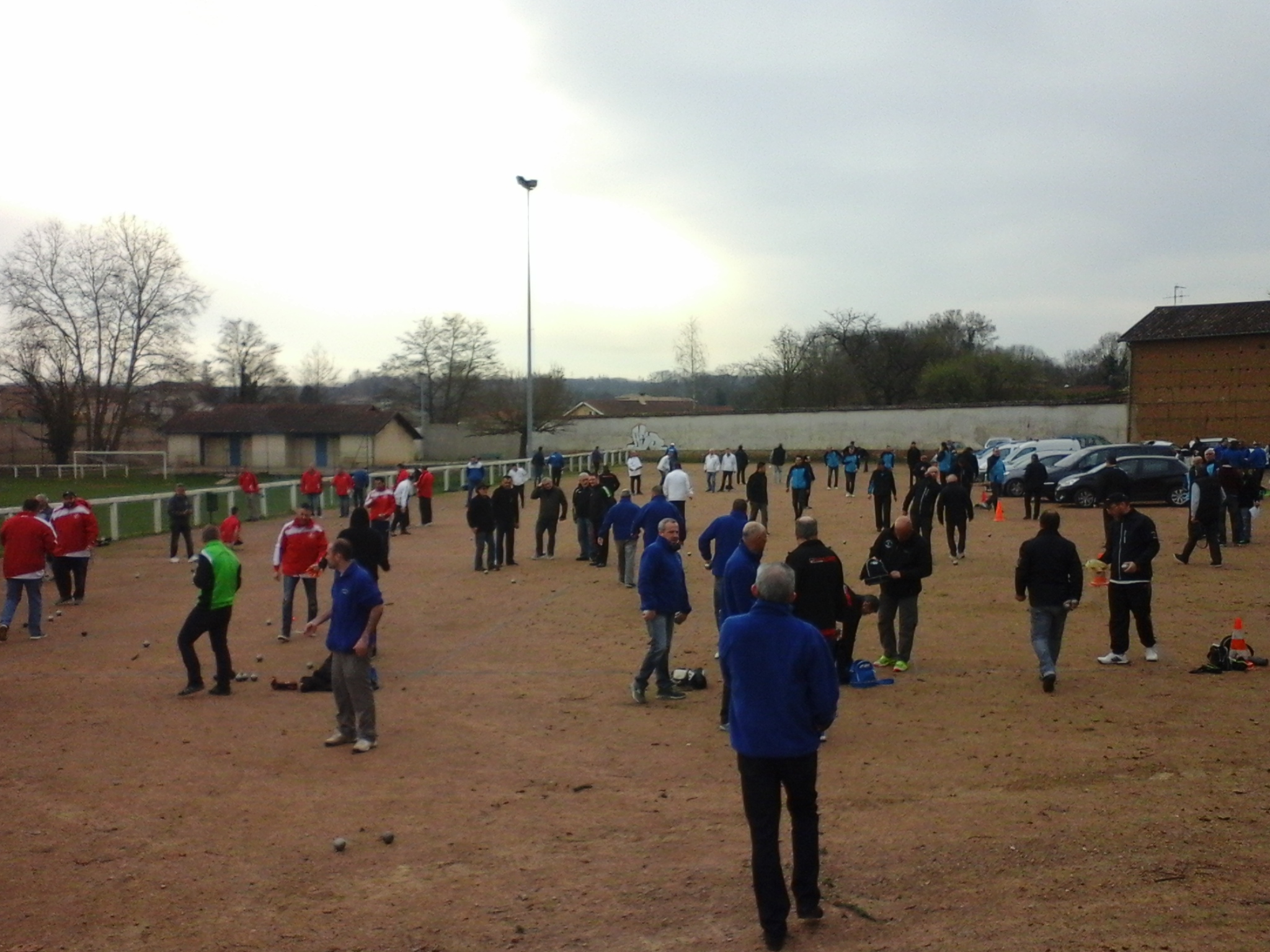 Vue sur les jeux le matin. Vue sur les jeux le matin.
