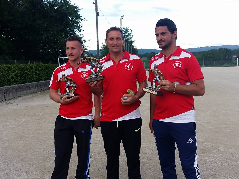 Les champions 2017 de PONT DE VAUX : Thomas MECHAIN, Fred COINDARD et Tommy COINDARD.
