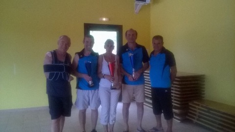 de gauche à droite, Philippe SABY, les vainqueurs farinois et notre Jack toujours bien placé. de gauche à droite, Philippe SABY, les vainqueurs farinois et notre Jack toujours bien placé.