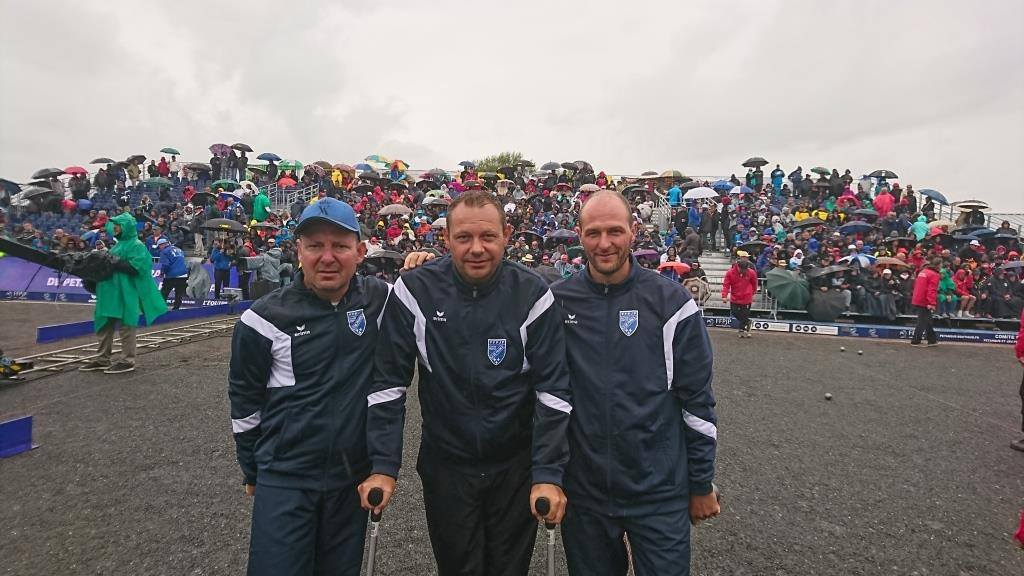 Les finalistes : David LENOIR, Cédric LEMEZER et Frédéric GUILLOTTE ( ILE DE FRANCE ) Les finalistes : David LENOIR, Cédric LEMEZER et Frédéric GUILLOTTE ( ILE DE FRANCE )