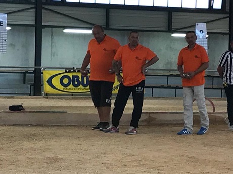 Nos oranges d'un jour ont pressé leurs adversaires jusqu'en demi. Il a manqué un petit tour pour la totale Nos oranges d'un jour ont pressé leurs adversaires jusqu'en demi. Il a manqué un petit tour pour la totale
