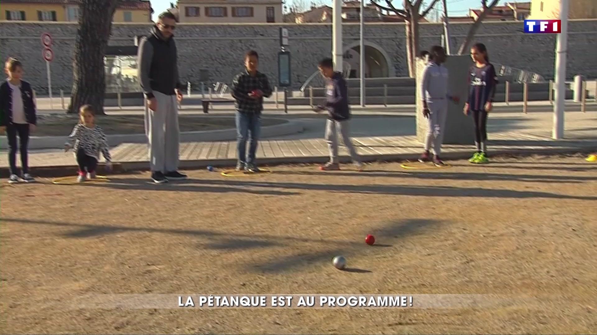 ANTIBES : la pétanque à l'école primaire. ANTIBES : la pétanque à l'école primaire.