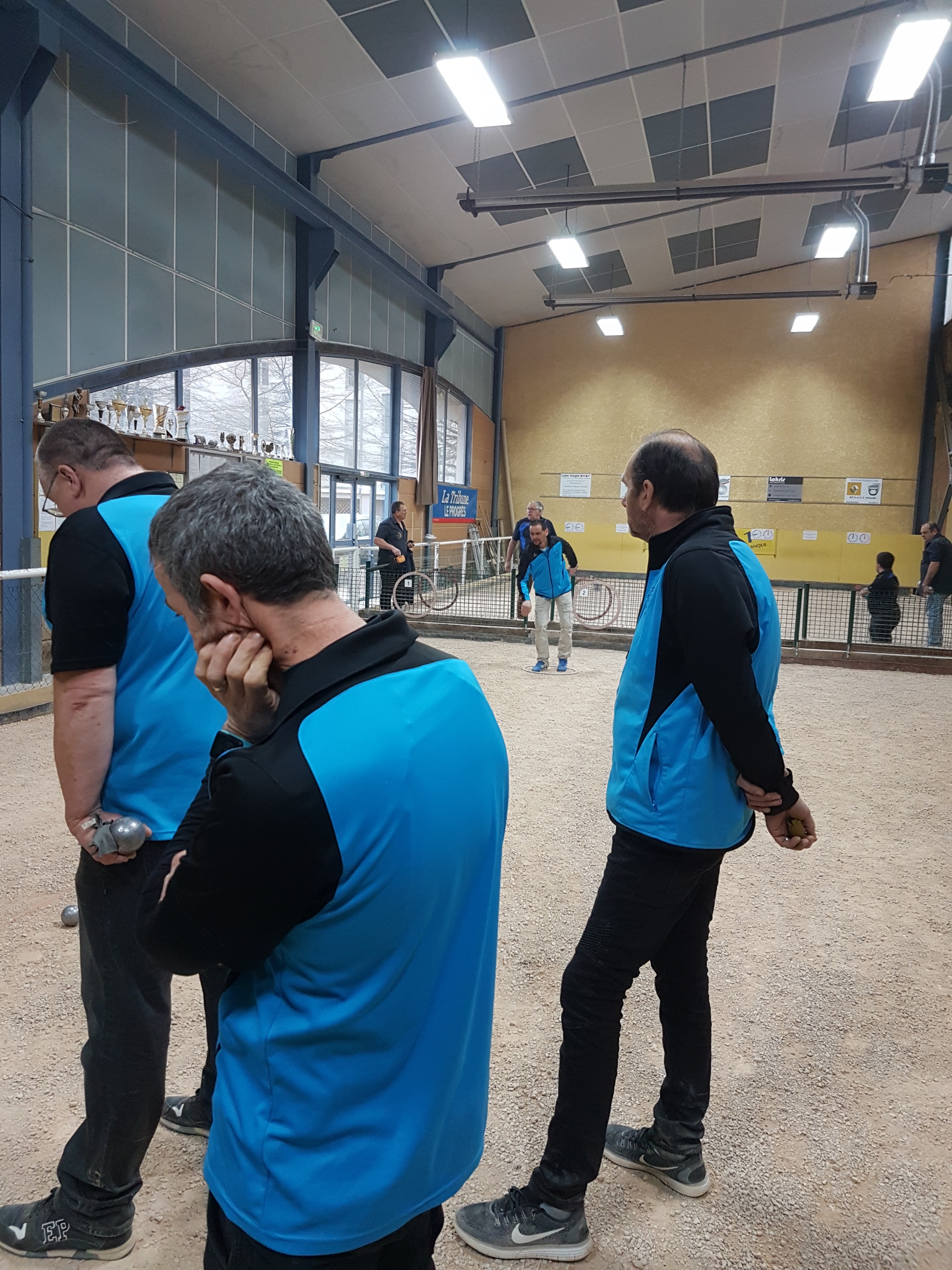 Pas de surprise, y a carreau au bout, comme tout au long de la journée Pas de surprise, y a carreau au bout, comme tout au long de la journée