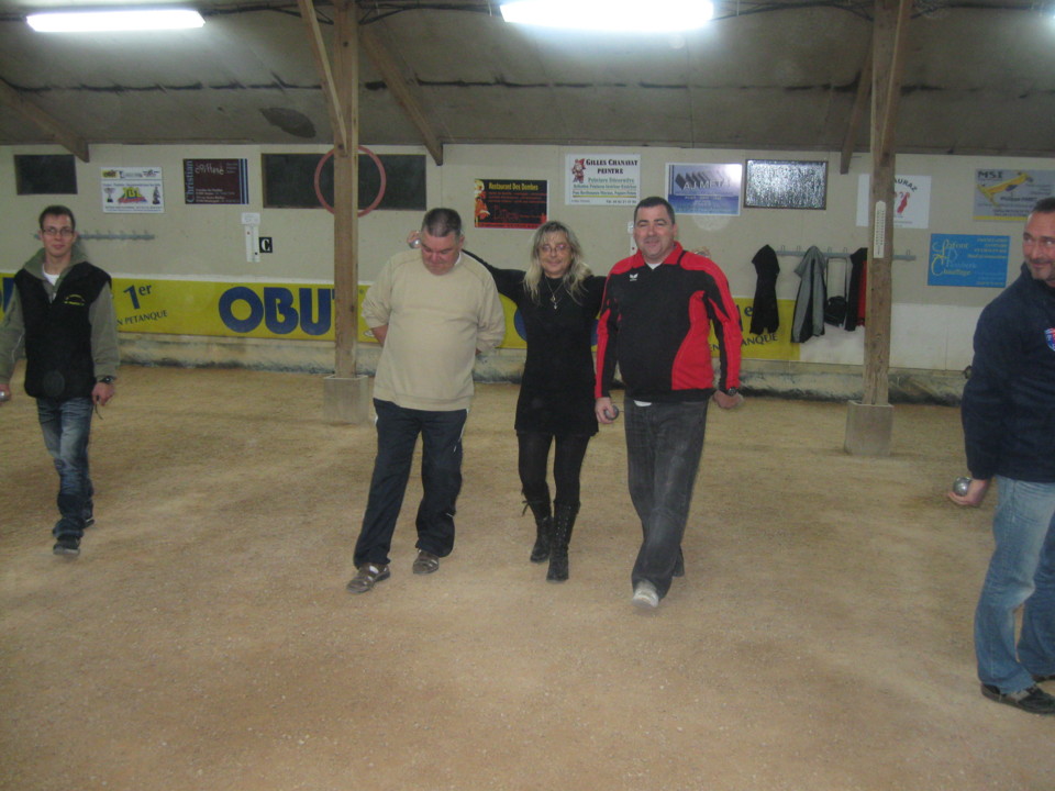 Avec Sylviane, y'a du lourd .... au niveau jeu !!! Avec Sylviane, y'a du lourd .... au niveau jeu !!!