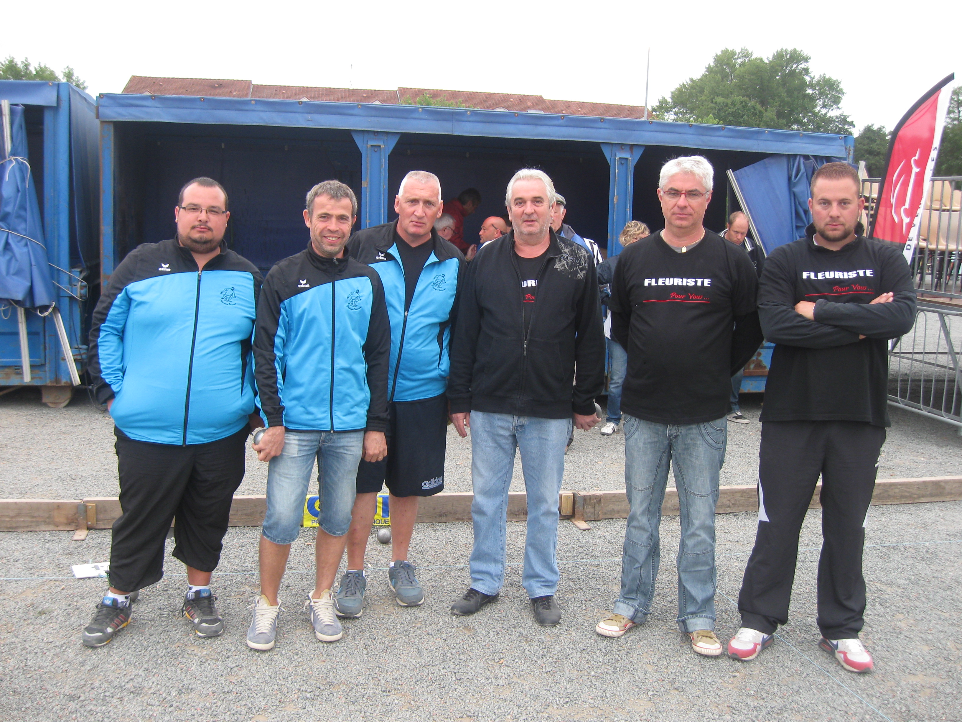 1/8 contre une équipe de CLERMONT FERRAND 1/8 contre une équipe de CLERMONT FERRAND