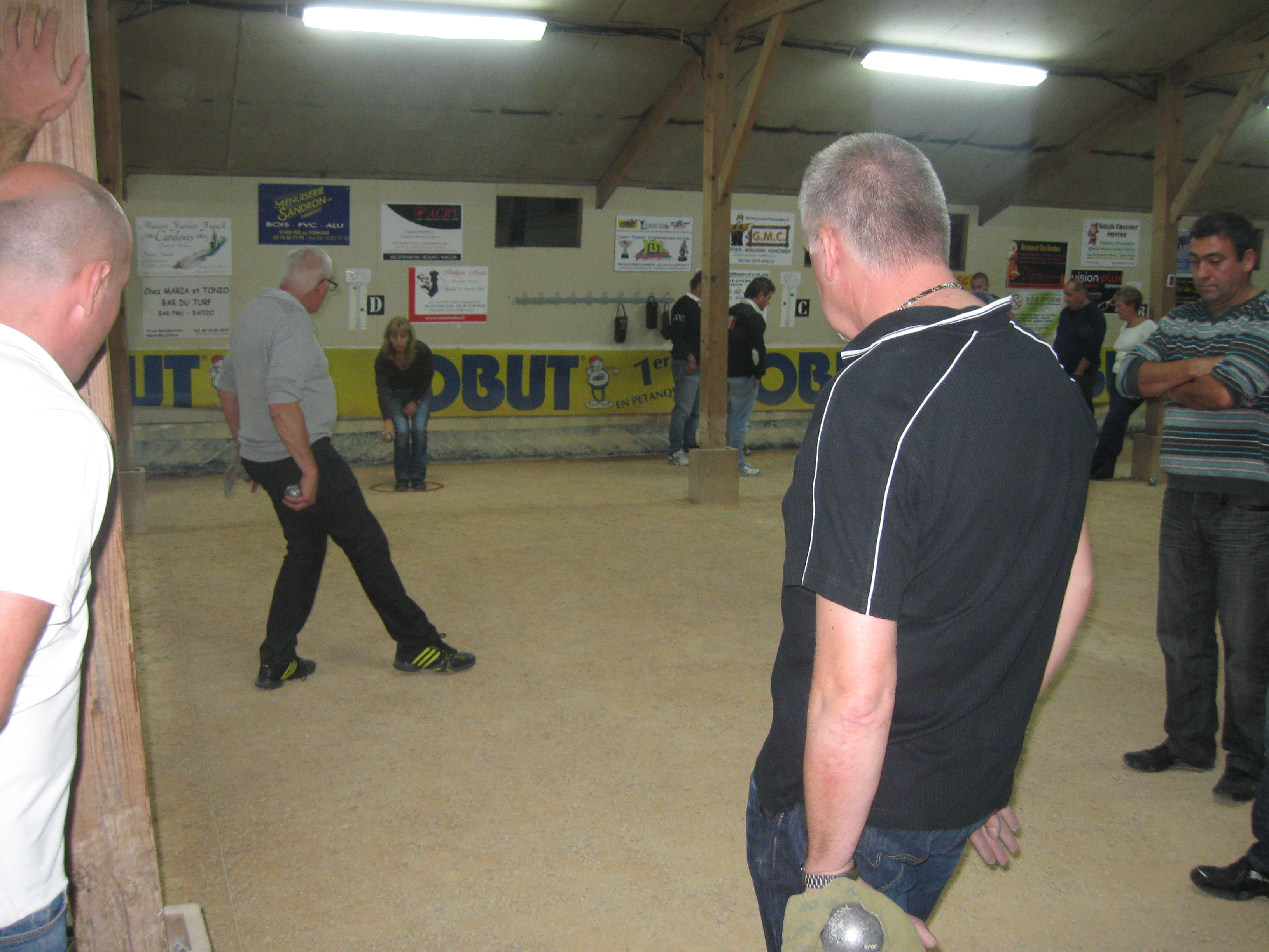 la stratégie de la menuiserie SANDRON : un au rond, un au milieu et un à la fin !!!! la stratégie de la menuiserie SANDRON : un au rond, un au milieu et un à la fin !!!!