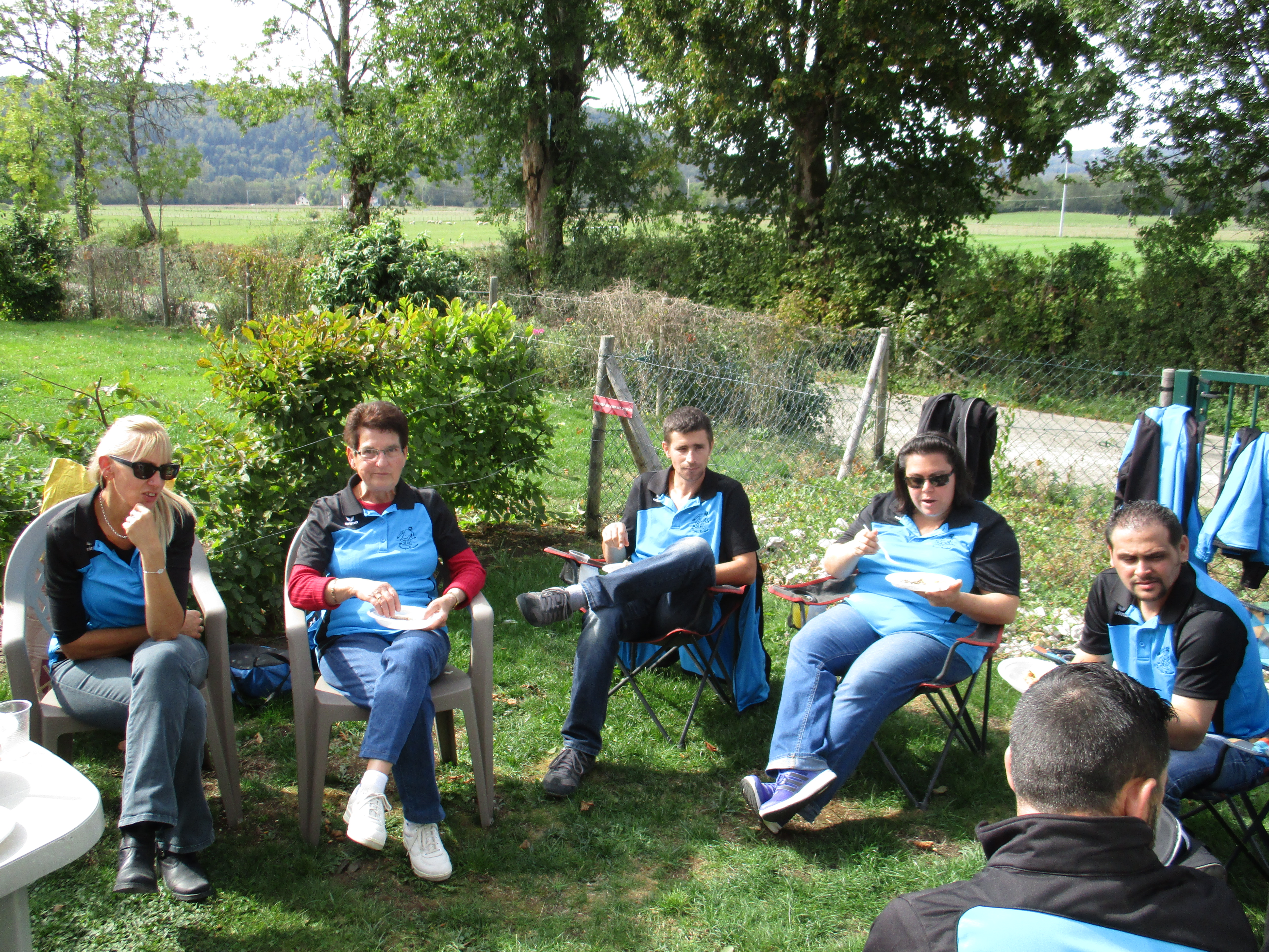 le coin des jambes croisées le coin des jambes croisées