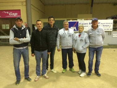 COURIOL x 2 - HOUDELETTE (à droite) VAINQUEURS COURIOL x 2 - HOUDELETTE (à droite) VAINQUEURS