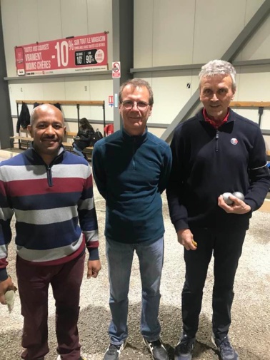 Equipe n°18 : SOILIHY Ali - LESEC Luc - POURROY Robert Equipe n°18 : SOILIHY Ali - LESEC Luc - POURROY Robert