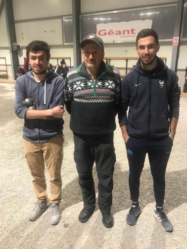 Equipe n°18 : ENAUDI Maxence - SAUNIER Gilles - SAUNIER Quentin - 1/2 finaliste concours A Equipe n°18 : ENAUDI Maxence - SAUNIER Gilles - SAUNIER Quentin - 1/2 finaliste concours A