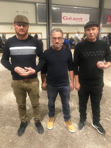 Equipe n°17 : SEIGLER Peter - ROSSIGNOL Philippe - FERRARI Gino - 1/2 finaliste du B Equipe n°17 : SEIGLER Peter - ROSSIGNOL Philippe - FERRARI Gino - 1/2 finaliste du B