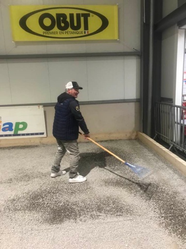 Adelino en pleine action (1) Adelino en pleine action (1)