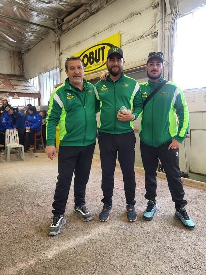 CHAMPIONNAT DE FRANCE PETANQUE TRIPLETTE SENIORS : NOUS Y VOILA ..