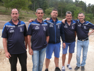 L'équipe de MANOSQUE à MENERBES L'équipe de MANOSQUE à MENERBES