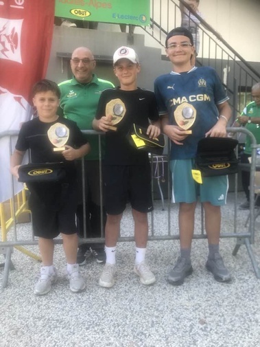 DUMAS Levyn- BELLES Arnaud et CASTAGNIER Owen vainqueur du 1er CRITERIUM BOULISTE CADET de GAP