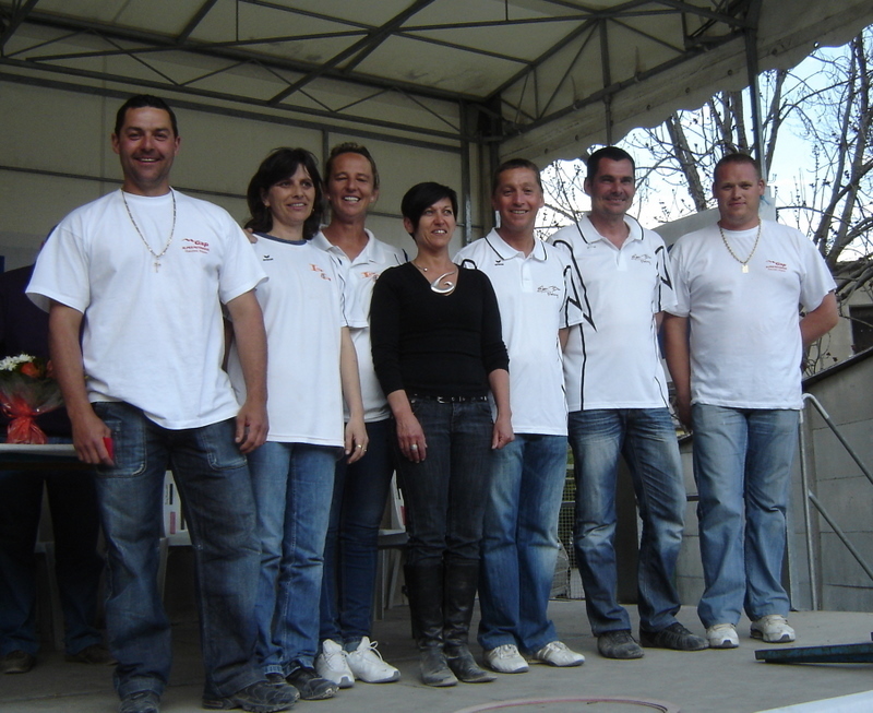 Sur le podium vainqueurs et finalistes avec Laurette, Présidence de Briançon Serre Chevallier