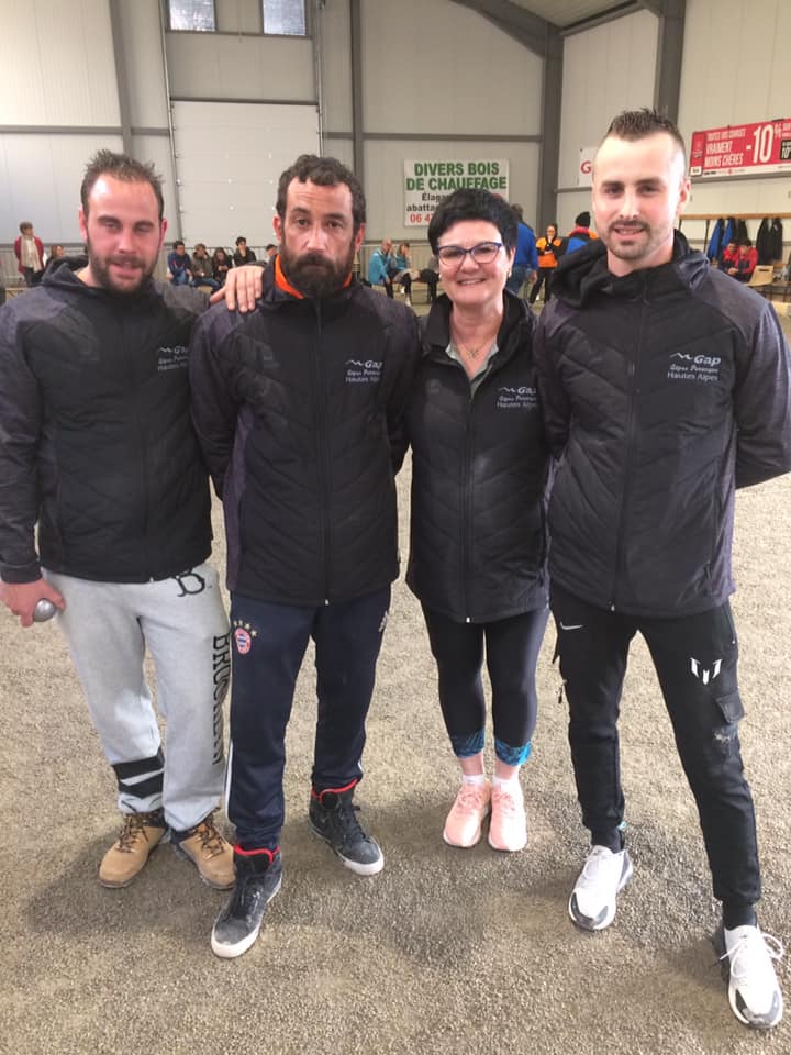 demi-finaliste (équipe n°5) demi-finaliste (équipe n°5)