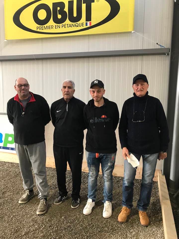 ENFIN, LE PRESIDENT AU TRAVAIL ... ENFIN, LE PRESIDENT AU TRAVAIL ...