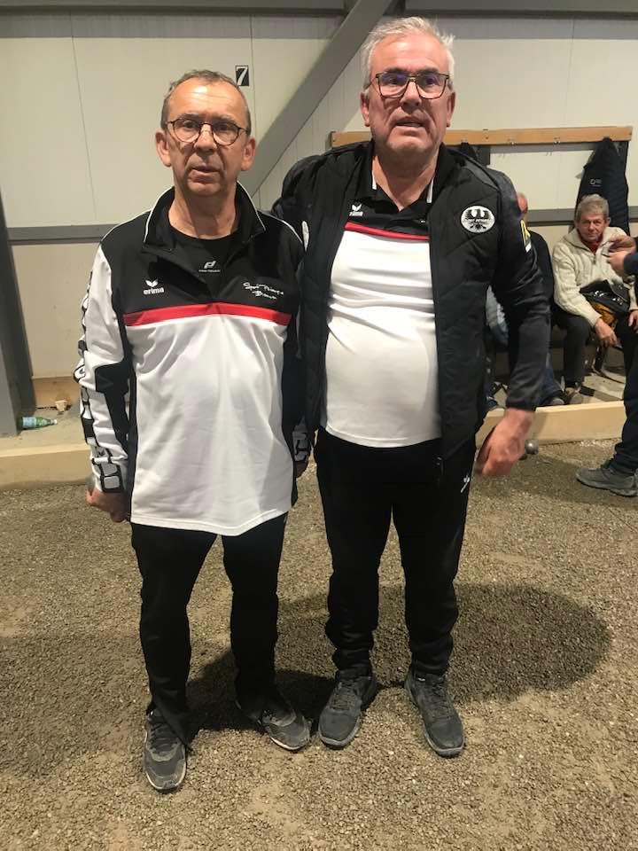 Demi-finalistes Nos amis Janot BOIN et Patrick ISSERTINE Demi-finalistes Nos amis Janot BOIN et Patrick ISSERTINE