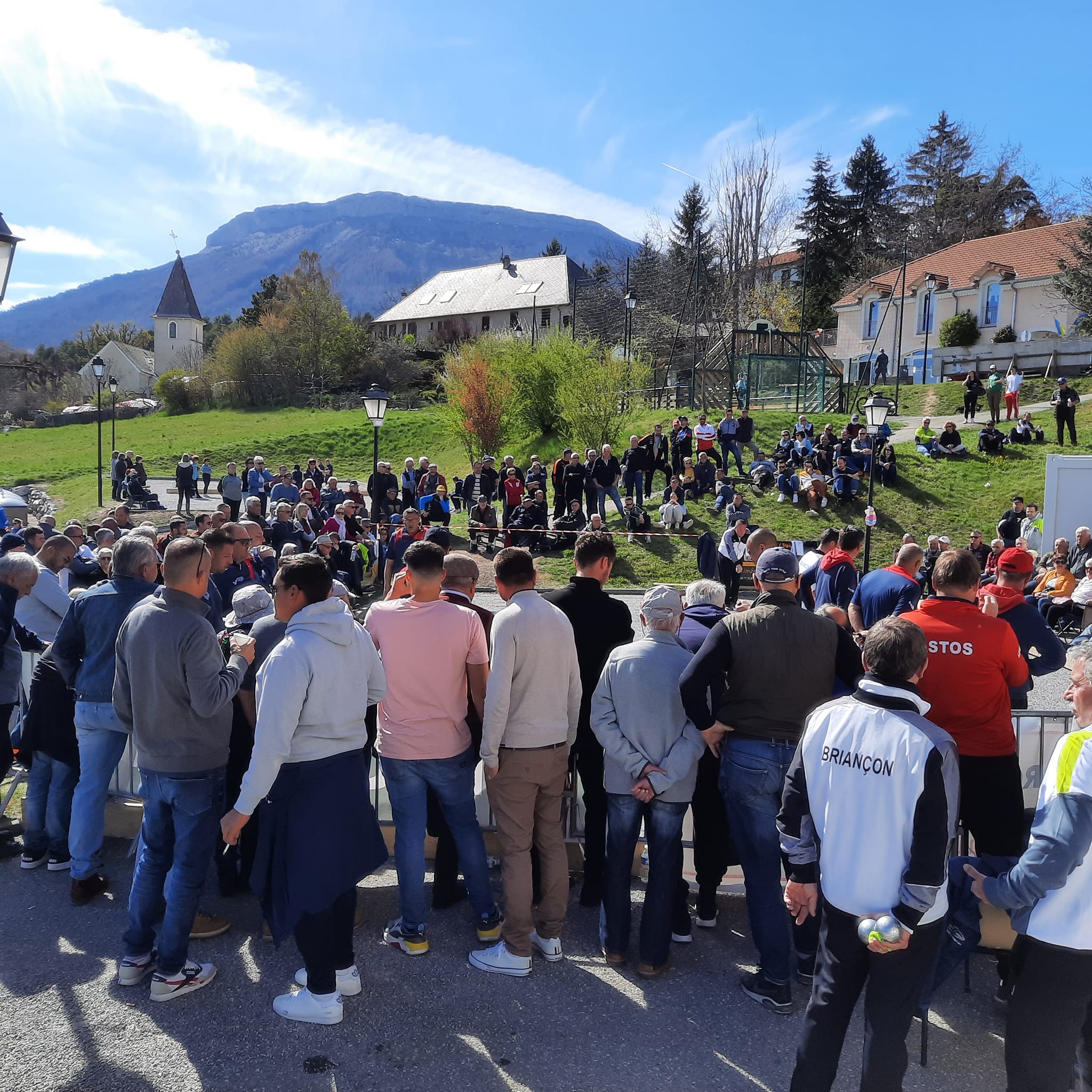 QUALIFICATIF PETANQUE TRIPLETTE HOMME ET FEMME A PELLEAUTIER