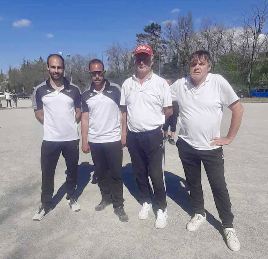Equipe du GAPHA, en blanc, BERNARD Jacques et WAGNER Philippe qualifiée pour la ligue Equipe du GAPHA, en blanc, BERNARD Jacques et WAGNER Philippe qualifiée pour la ligue