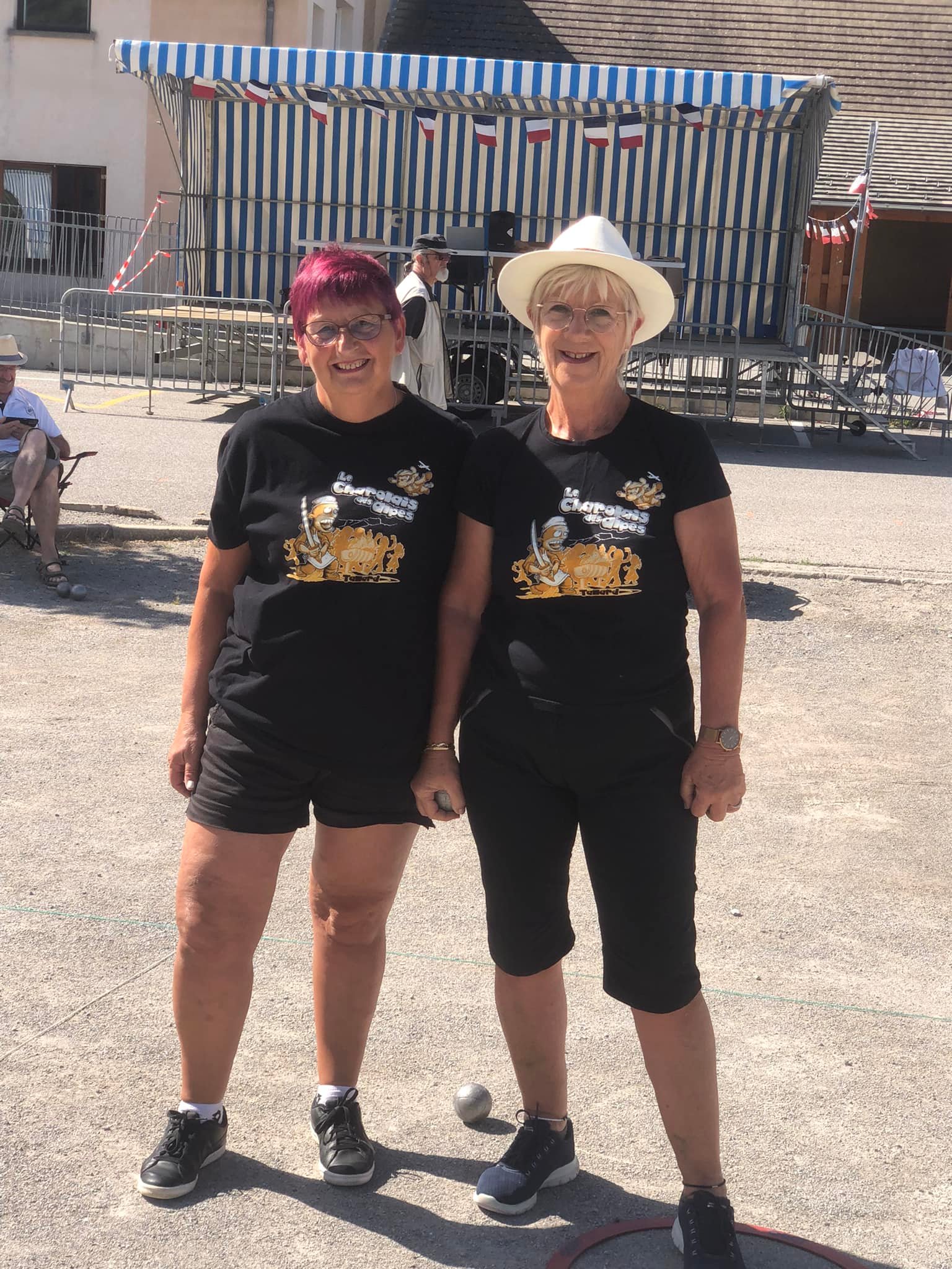 MARTINE et MARTINE (NON, ON NE L'INVENTE PAS)