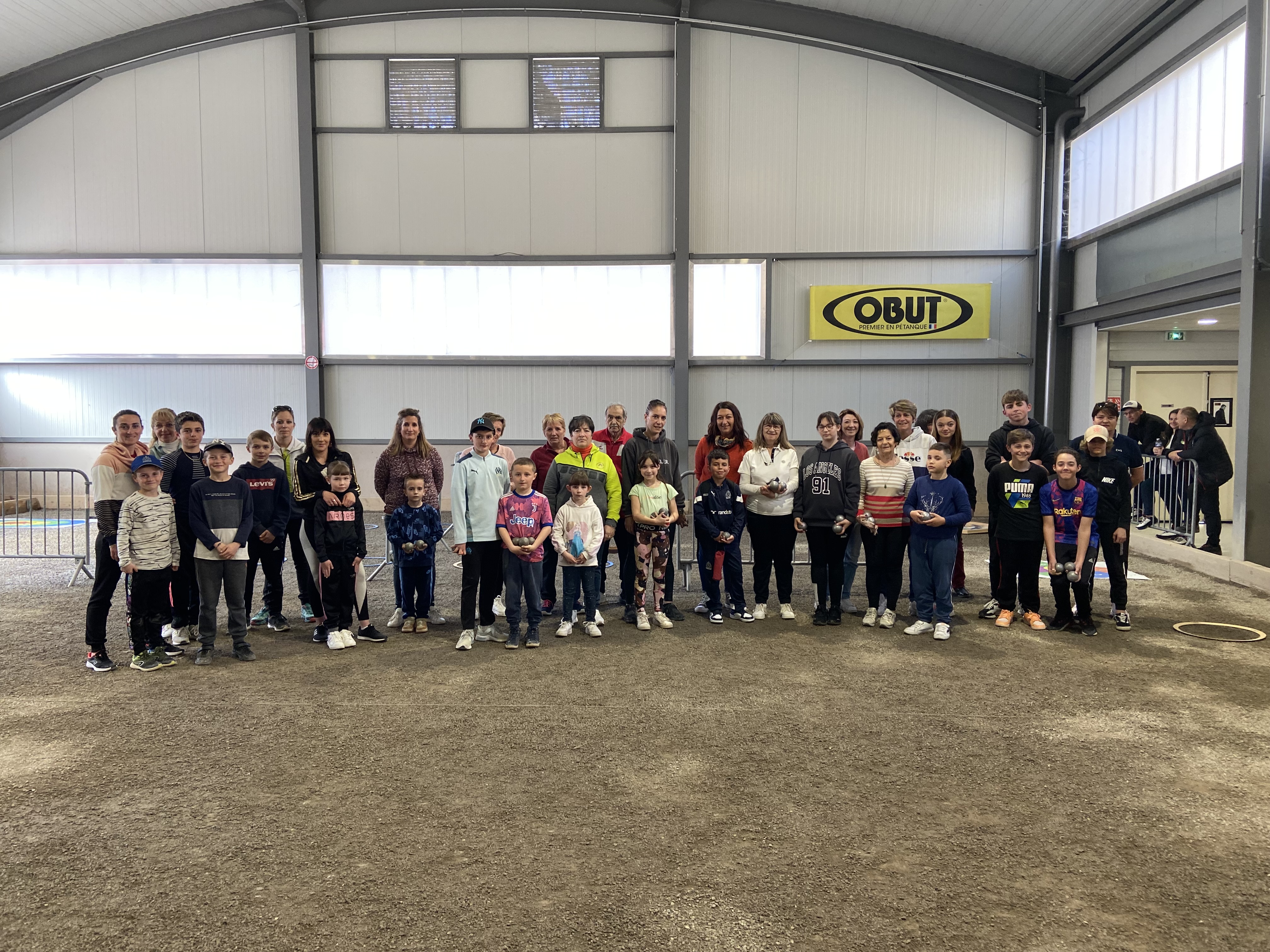 PHOTO DE TOUS LES PARTICIPANTS PHOTO DE TOUS LES PARTICIPANTS