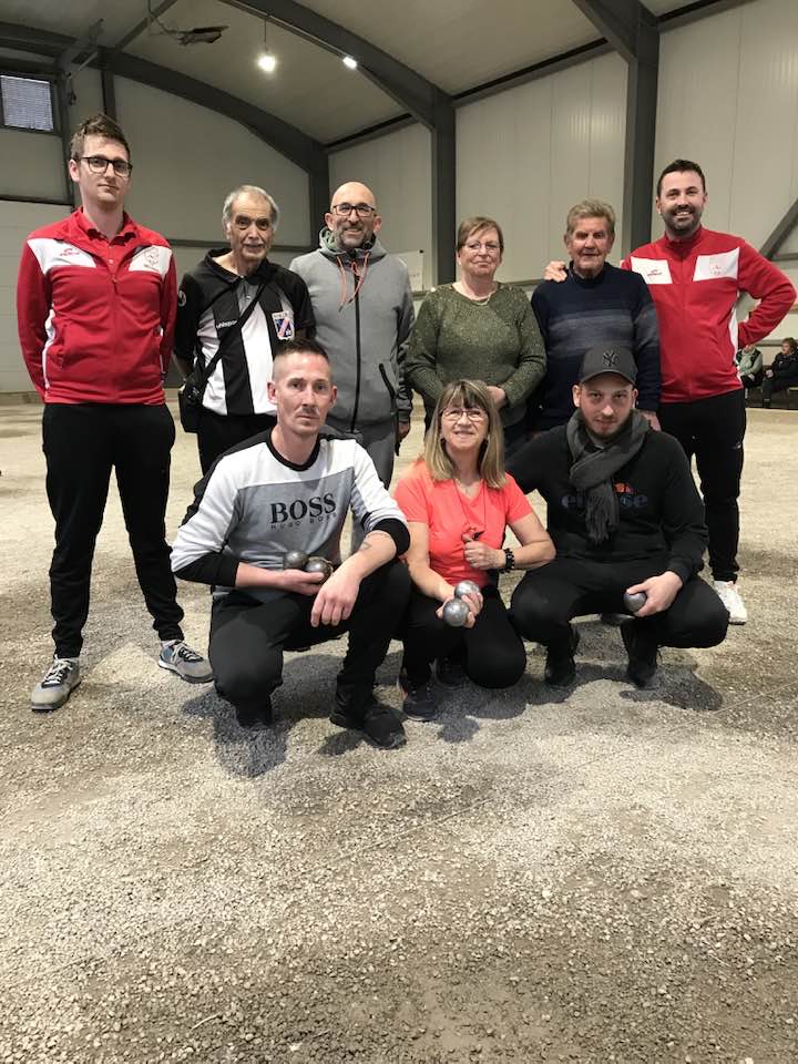 Avant la Finale : les 2 équipes et les organisateurs Avant la Finale : les 2 équipes et les organisateurs