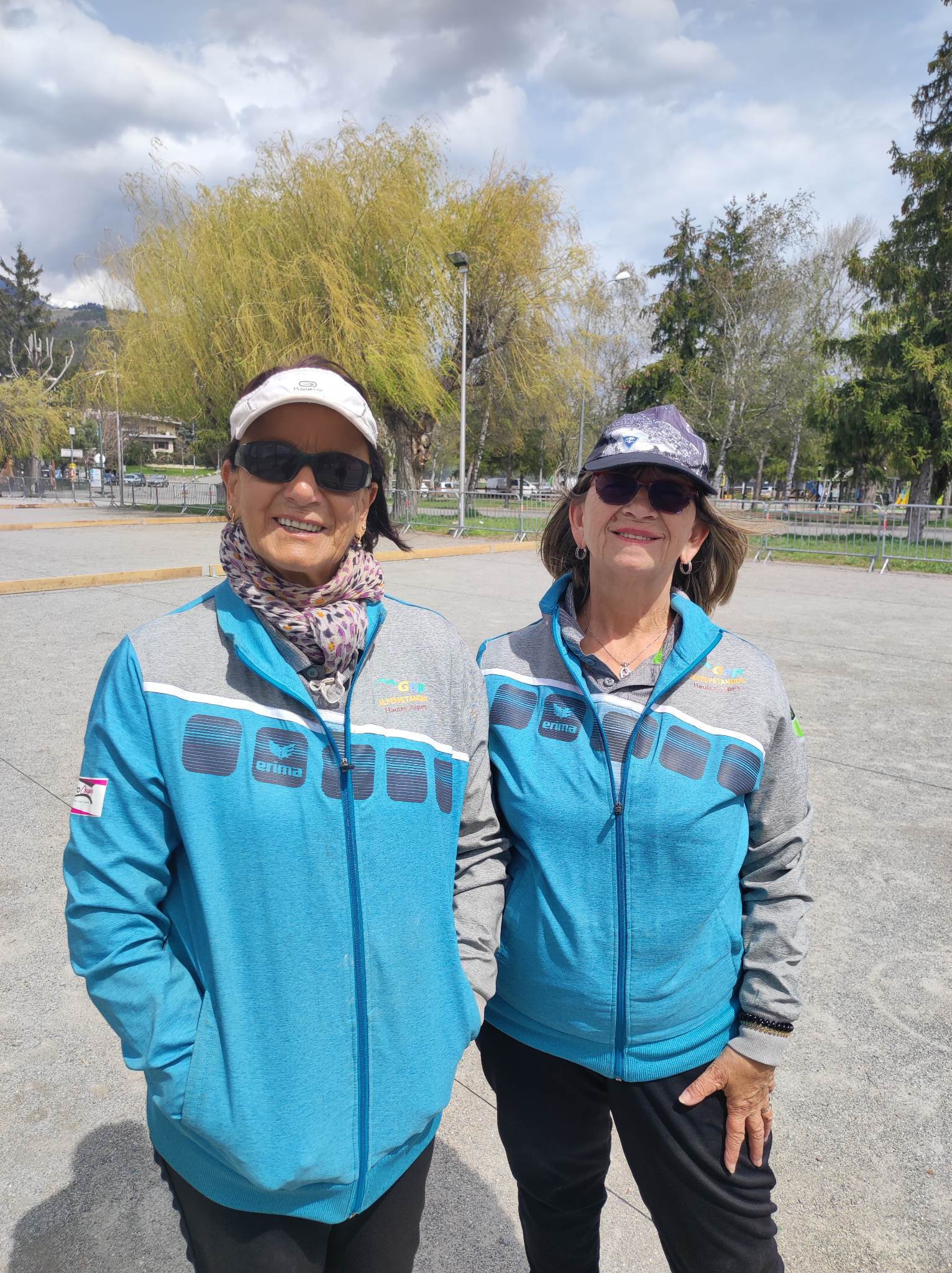 Maryse et Marie-France s'inclinent en 1/4 de finale Maryse et Marie-France s'inclinent en 1/4 de finale